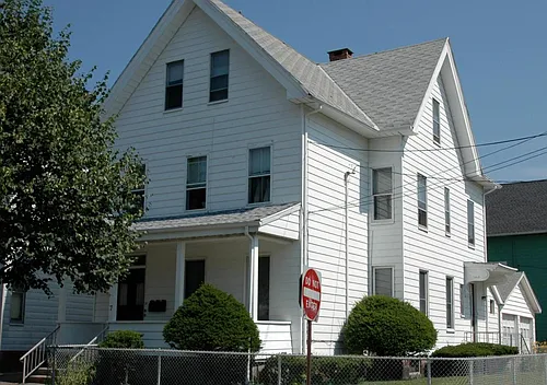 7 Cottage St #3 Photo 1