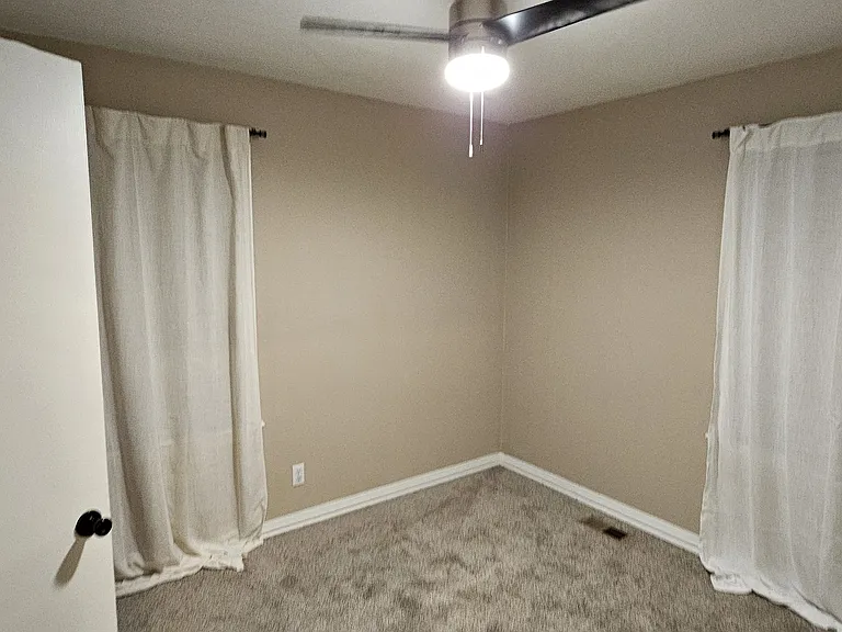 951 N Edgemoor Dr — Photo 16