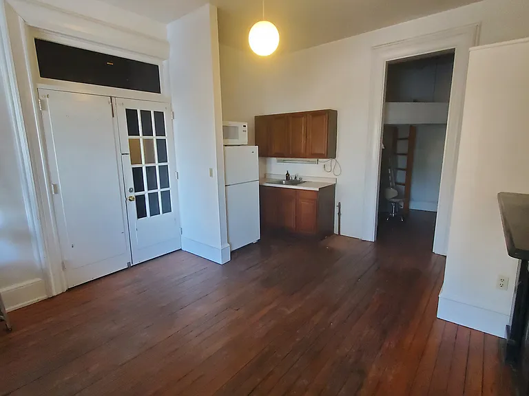 80 W Ross St — Photo 3