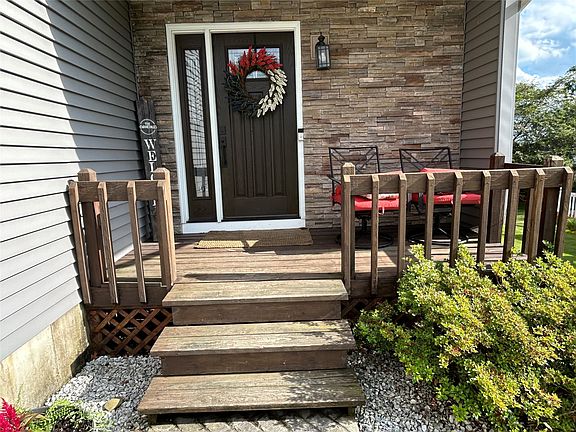 3rd image of 1121 Talan Dr
