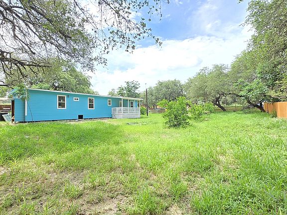 3rd image of 188 SUNDOWN LN