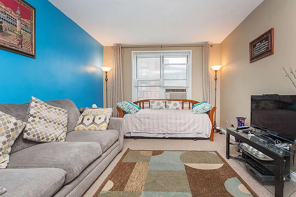 Sold by Keller Williams Realty Landmark II | media 24