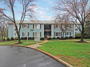 23 Steeplechase Ct #24, Somerset, NJ 08873