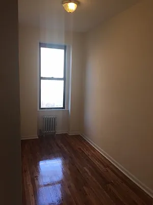 Rented by Dekom Inc. | media 11