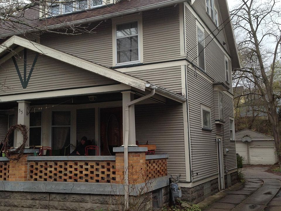 1st image of 55 Carlton Ave SE