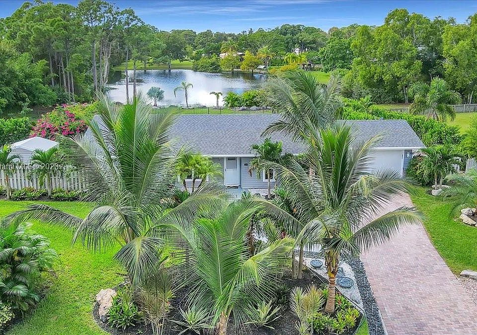 5564 SE Martin Meadows Ave, Stuart, FL 34997 Zillow