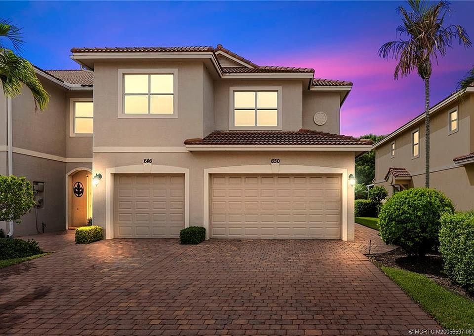 1st image of 650 SW Glen Crest Way