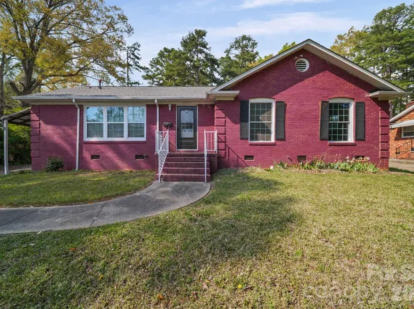 5833 Amity Pl, Charlotte, NC 28212