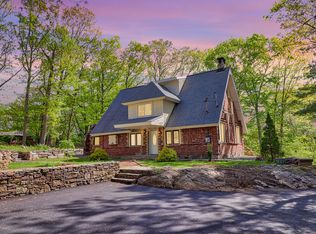 285 Lakeside Blvd W, Waterbury, CT 06708