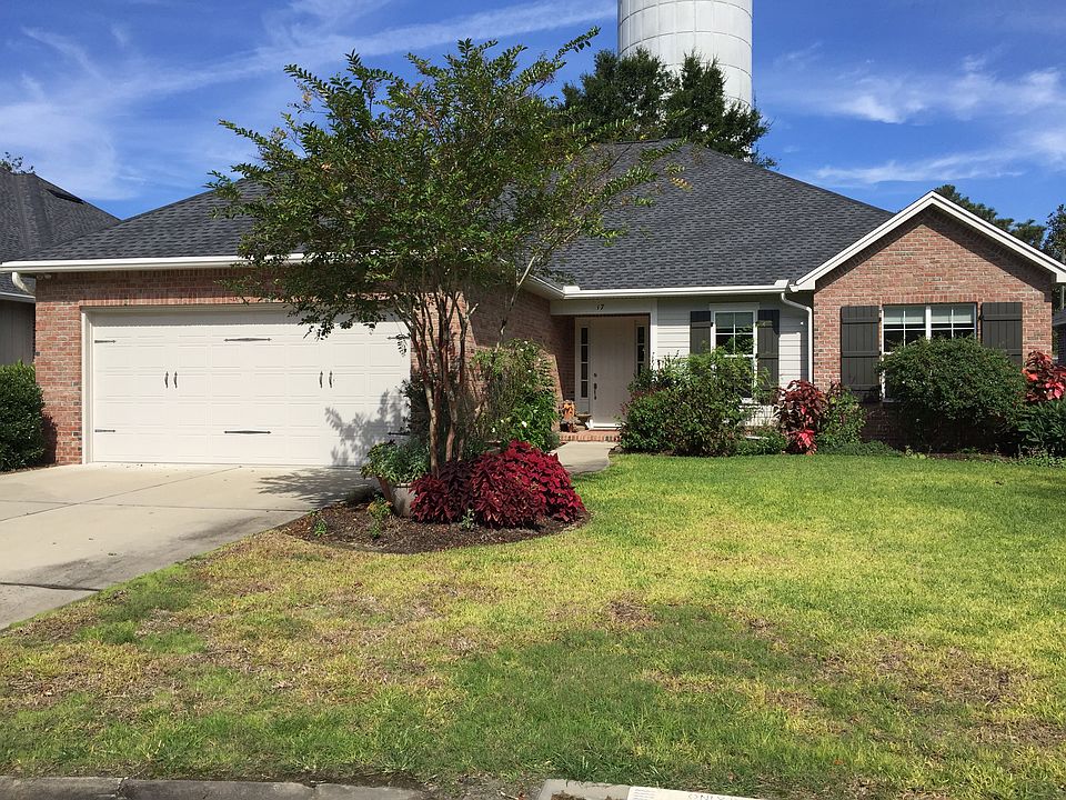 17 Derby Downs Circle