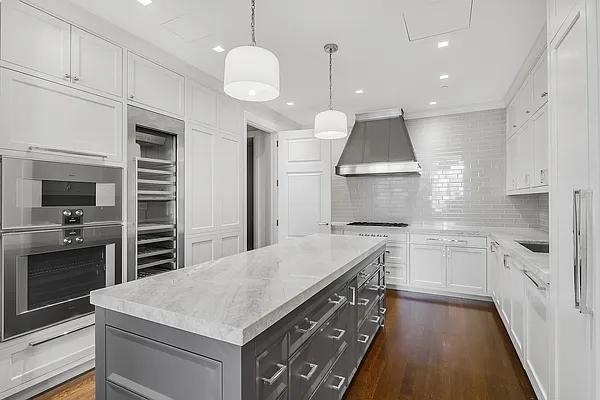 Rented by Compass | media 4