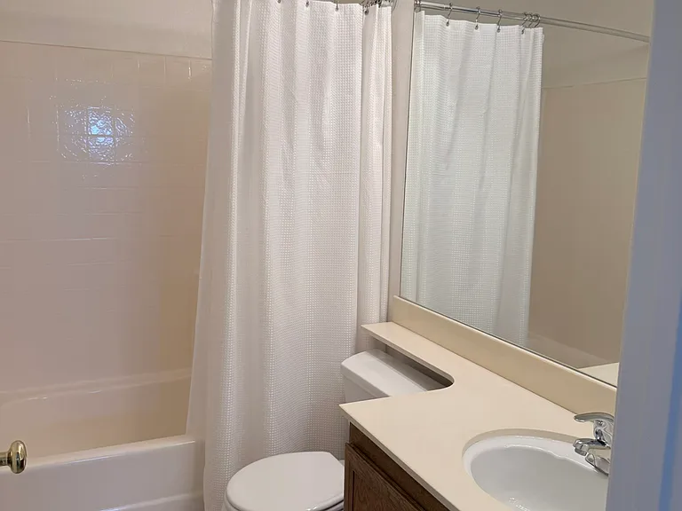 upstairs bath #2