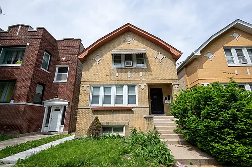 3312 N Kostner Ave #1 Photo 1 3312 N Kostner Ave #1 Photo 1