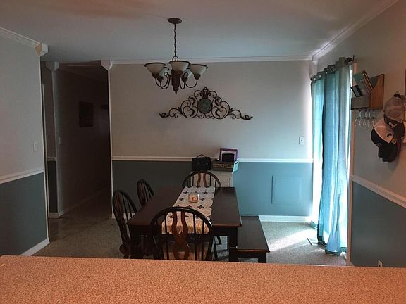 3rd image of 305 N Wortman Pl