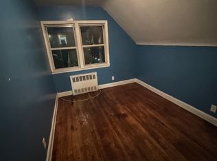 11038 175th St, Jamaica, NY 11433