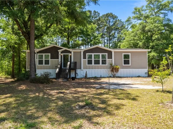 227 River Oak Dr, Bloomingdale, GA 31302