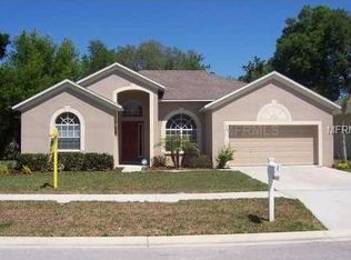 232 Taylor Bay Ln, Brandon, FL 33510