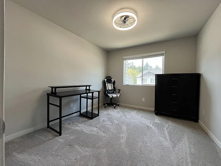7033 SE Benedict St — Photo 37