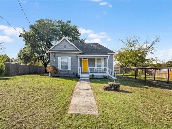 216 Marquette Ave, Azle, TX 76020
