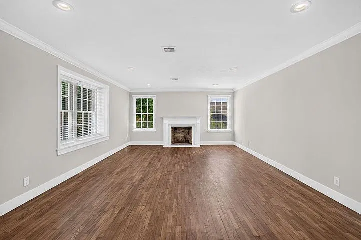 4 bed, 1536 sqft, $3,450 — Photo 4