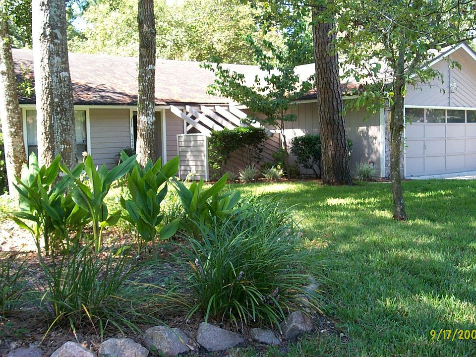 front of home and yard