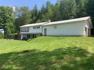 6196 Reservoir Rd, Hamilton, NY 13346