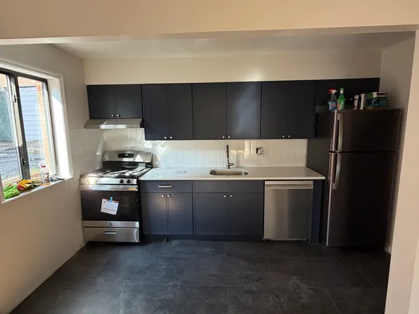 6014 83rd Pl APT 1, Middle Village, NY 11379