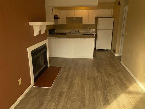 Living room / kitchen