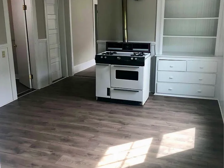 138 Orange St #3W — Photo 9