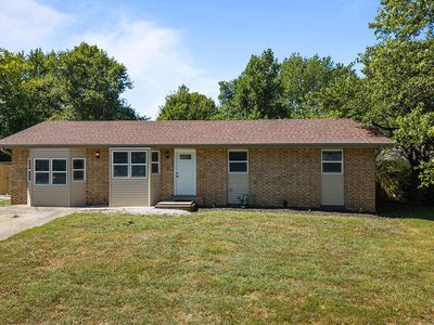 111 N Elmwood Avenue, Republic, MO, 65738