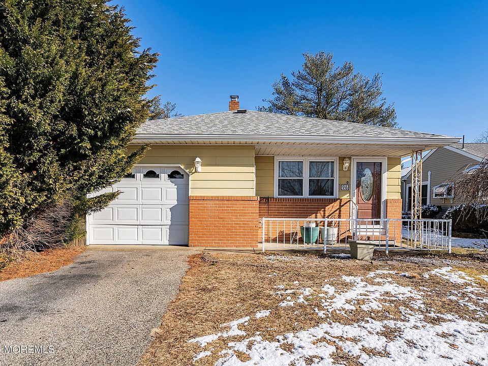 1st image of 96 Bonaire Drive