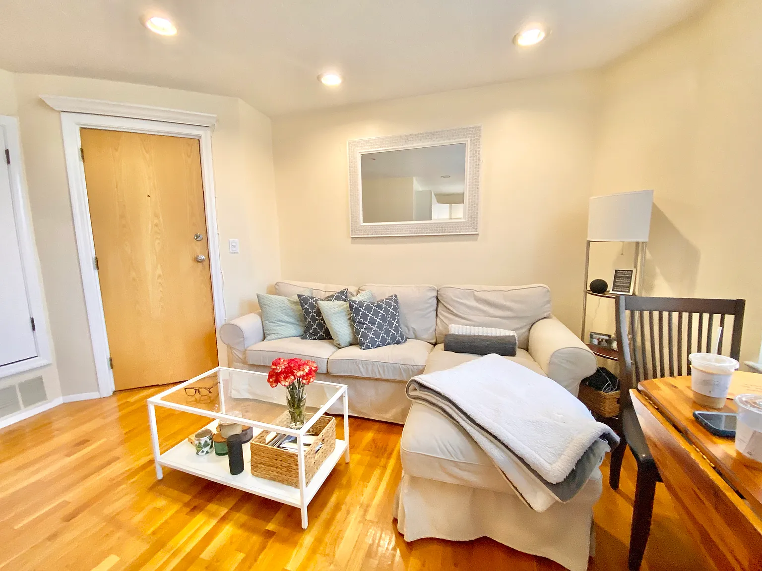 1 bed, 9999 sqft, $2,600 — Photo 4