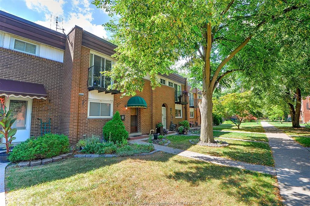 4 bed, 1.5 bath, $1,750 — Photo 1