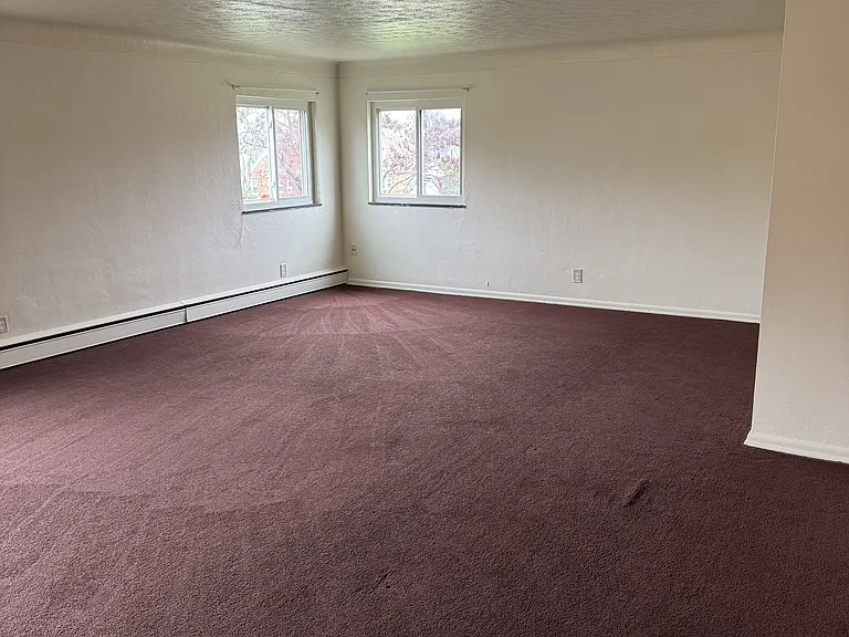 910 Cherry Dr #8 — Photo 24