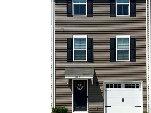 1105 Lakeview Cv, Smithfield, VA 23430