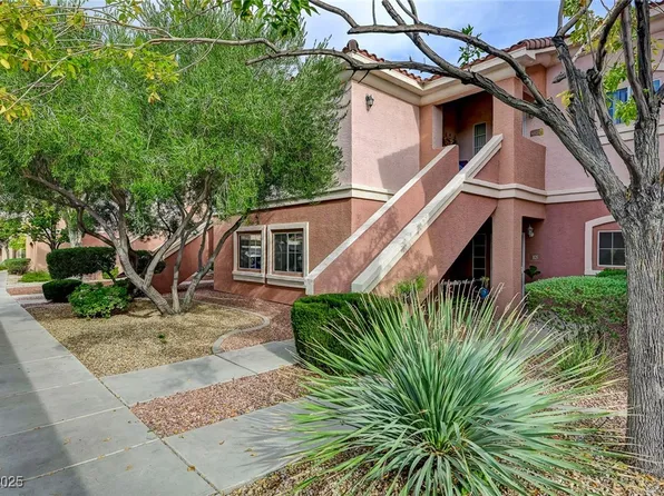 300 Amber Pine St APT 105, Las Vegas, NV 89144