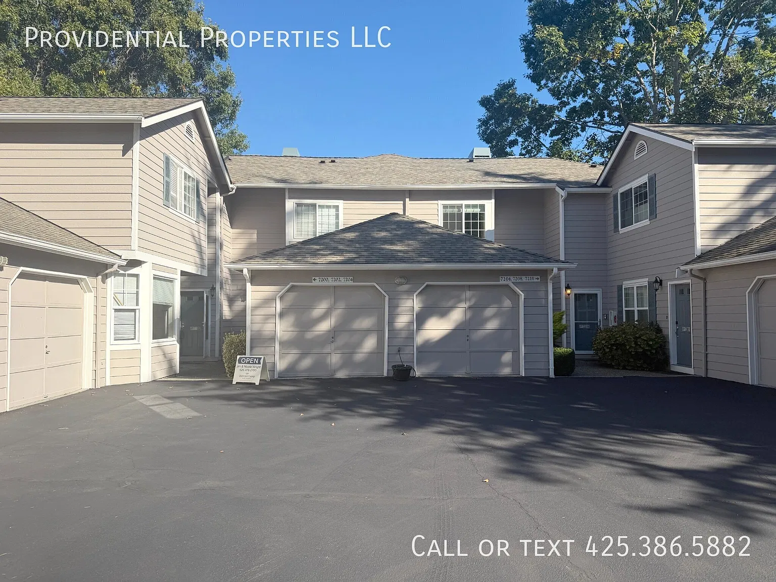 2 bed, 1.5 bath, 1050 sqft, $2,600 — Photo 1