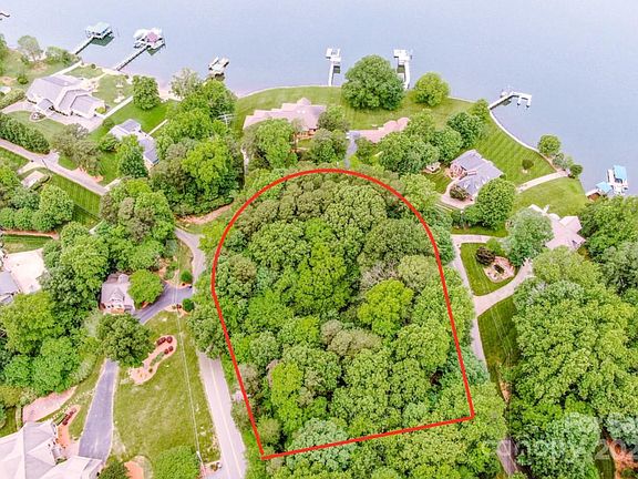 2nd image of 393 Lakeview Shores Loop #517
