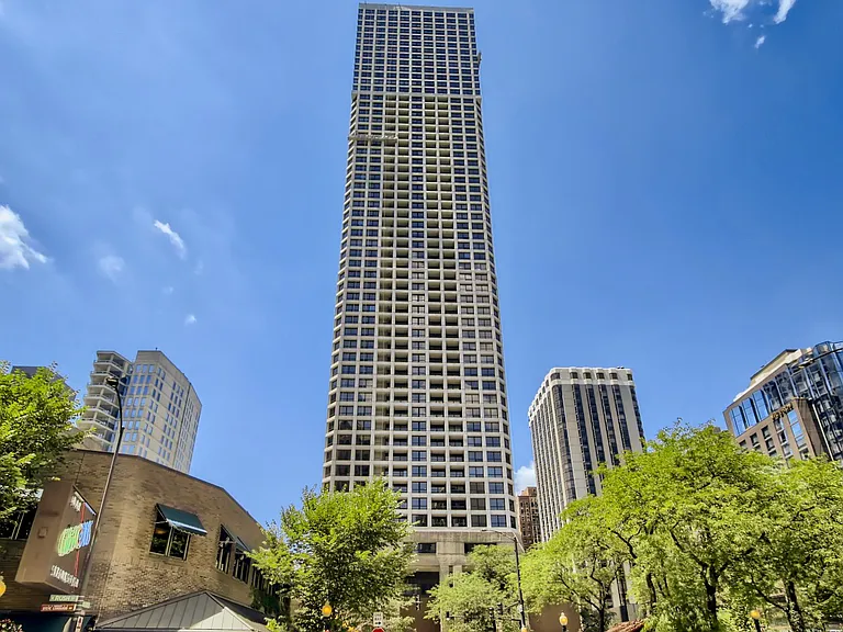 1030 N State St #16K — Photo 1