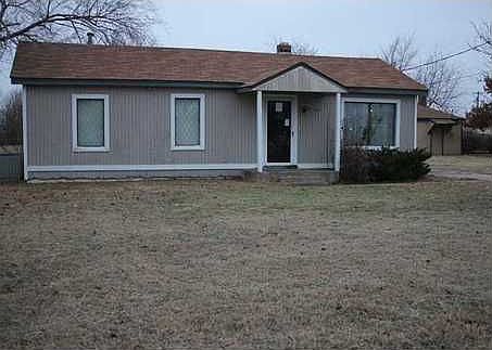 1st image of 4404 SE 33rd St