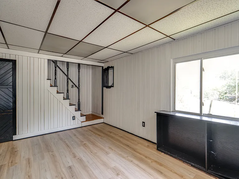 12512 McGowan Ave — Photo 4