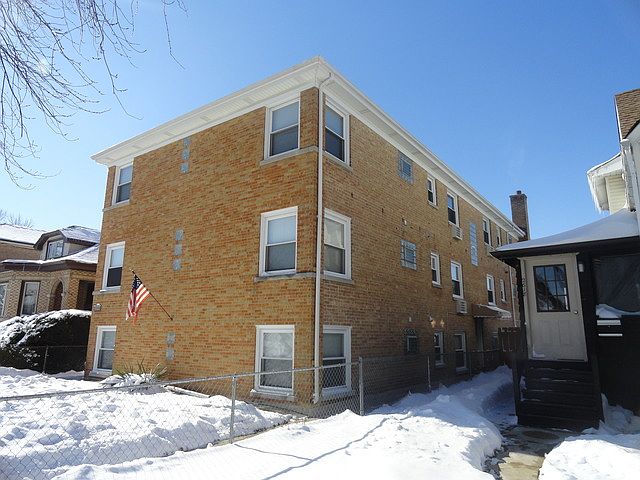 2nd image of 2614 N 75th Ave APT 1W