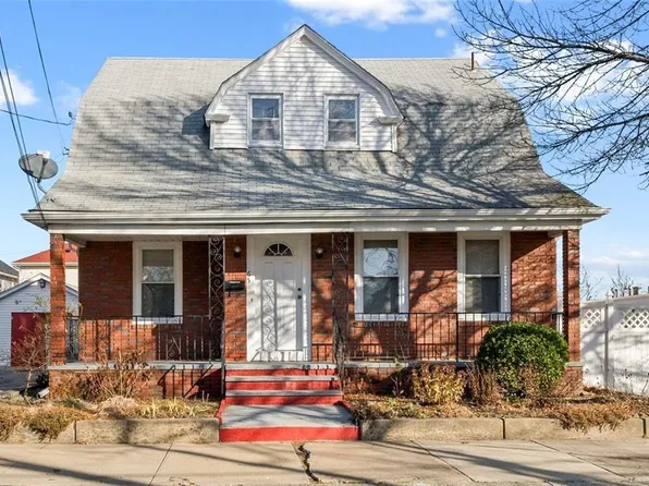 65 Bain St, Cranston, RI 02920