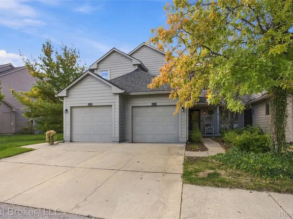 3442 Bent Trail Dr, Ann Arbor, MI 48108