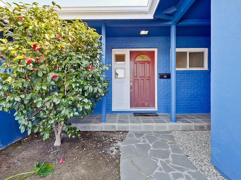 341 Hillsdale Ave — Photo 6