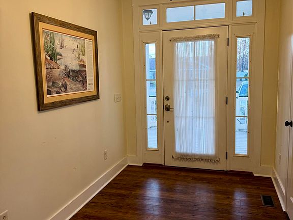 4th image of 603 Lightsey Street Ext