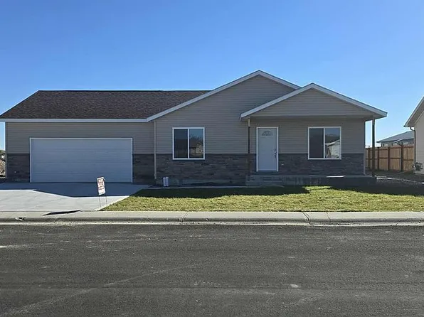 901 Tundra Dr, Riverton, WY 82501