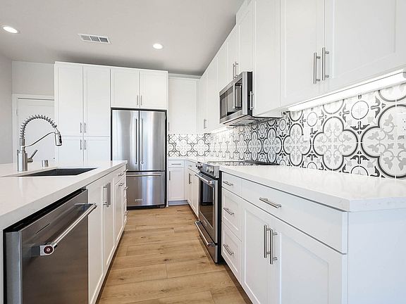 7th image of this home
