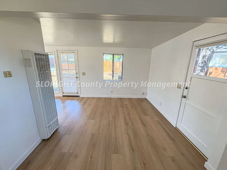 793 Pepper St — Photo 6