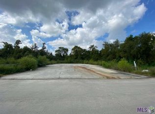 11583 River Highlands Dr, Saint Amant, LA 70774
